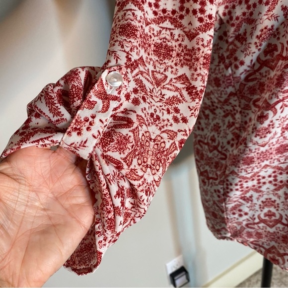 PINK ROSE Flowy 3/4 Length Sleeve V Neck Blouse Floral Red White Size Small - Picture 6 of 11